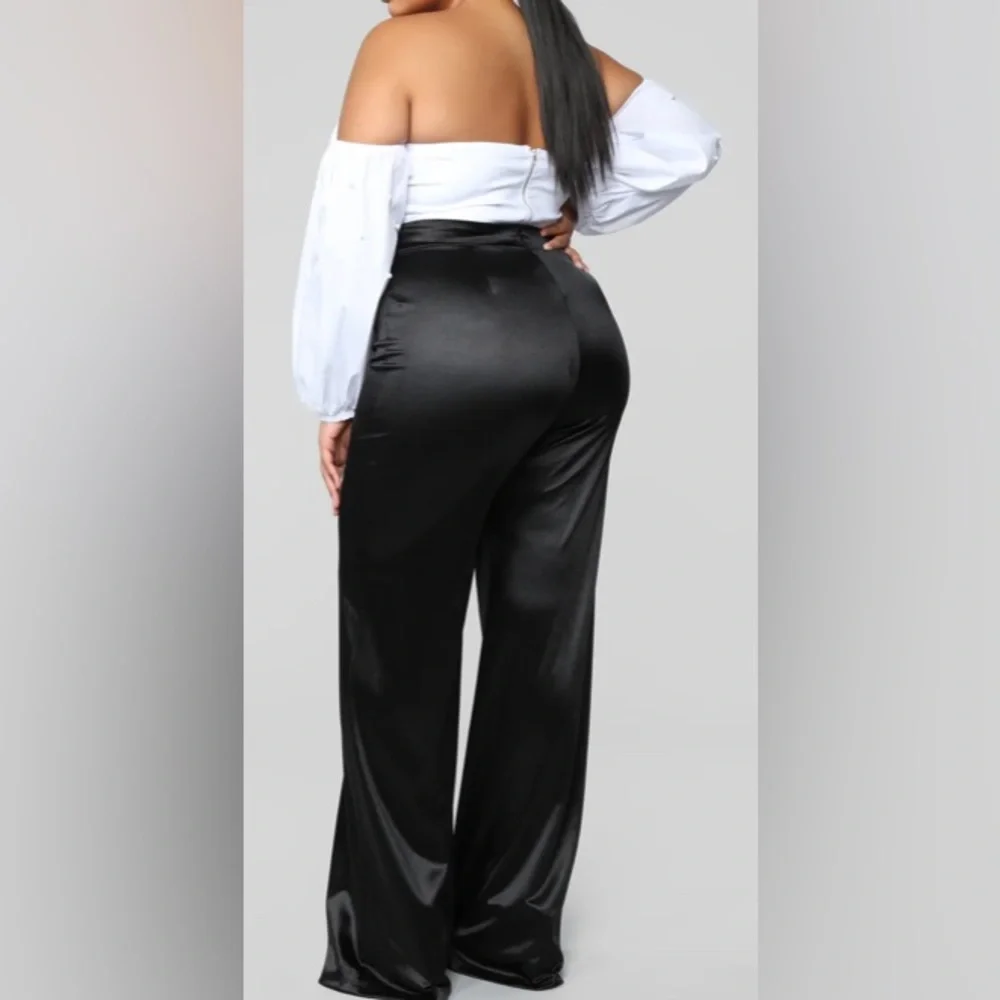 1X Satin Black Wide Leg Pant - Picture 4 of 5